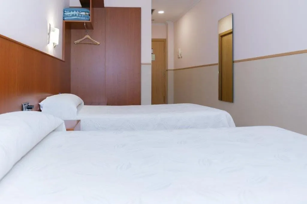 Andamur San Roman 3*, San Roman (Alava) Spain